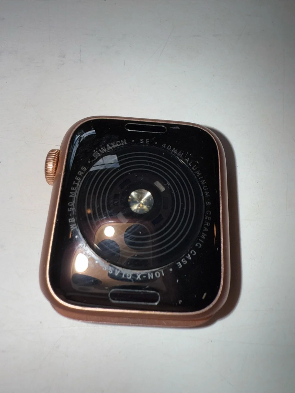 Apple Watch SE 40mm Rose Gold with Accessories